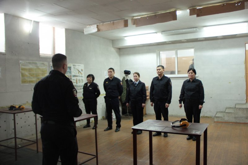 Инспекторы по делам несовершеннолетних органов внутренних дел Калмыкии соревновались в профессиональном мастерстве